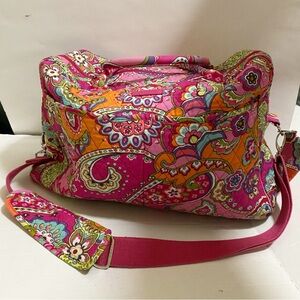 Like new!Vera Bradley pink swirls extra large duffel